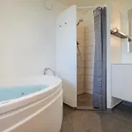 Дом отдыха Four-bedroom In