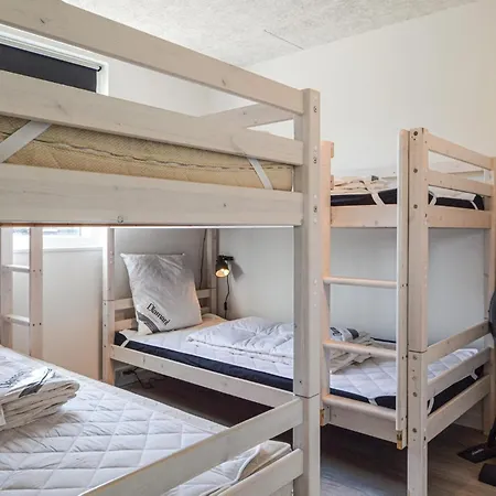 בית נופש Four-bedroom In