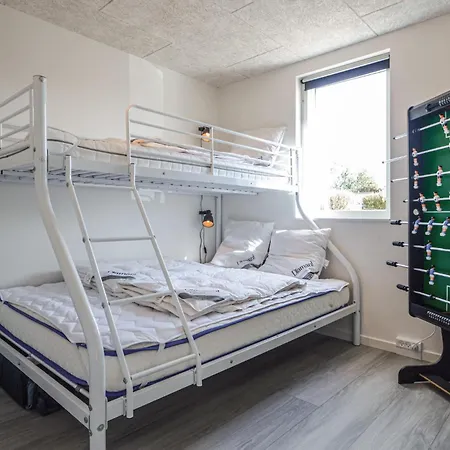 Four-bedroom In בית נופש *