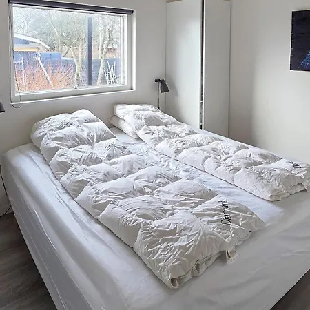 Four-bedroom In הדרסלב