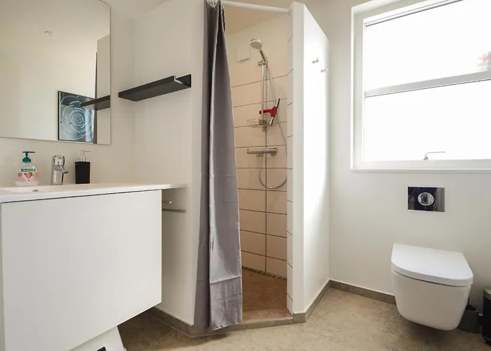 Four-bedroom In בית נופש
