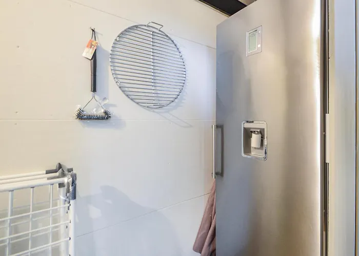 בית נופש Four-bedroom In *