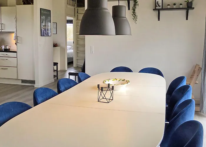 Four-bedroom In בית נופש *